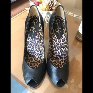 Peep Toe Leather Pumps